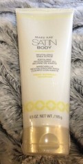 Mary Kay Satin Hands PROTECTING SOFTENER 2.1 oz & Satin Body Scrub 6.5 Oz NEW