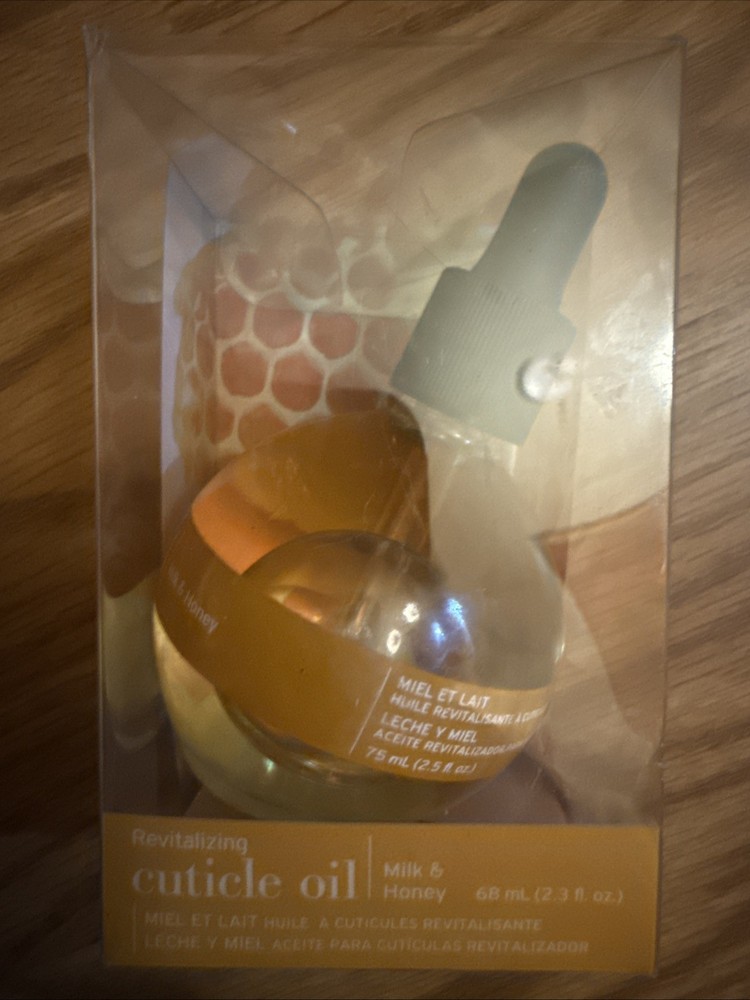 Cuccio Naturale Milk & Honey Cuticle Revitalizing Oil – NIB Full Size 2.5 fl oz