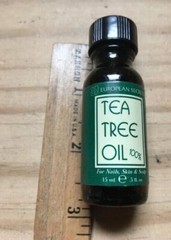 Sally Hansen nail & Cuticle Oil Vitamin E Pour 0.45 fl.oz + Some Tee Tree Oil