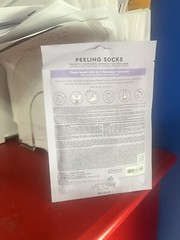 Voesh New York Plant-based AHA & 17 Botanical Extracts Peeling Socks NIP