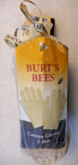 Burt’s Bees Valentine’s Day Gifts Ideas – Hand Repair Set, 3 Hand Creams