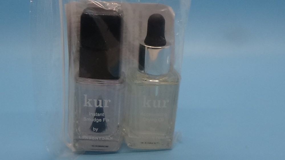 Londontown S.O.S Salon Staples (INSTANT SMUDGE FIX + ACCELARATING DRYING OIL)