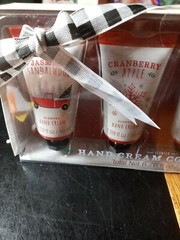 4 Piece Gift Set Scented Hand Cream Collection Christmas Jo-Anne NEW