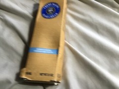 l’ occitane hand cream 150 ml new nourishes & protects new box