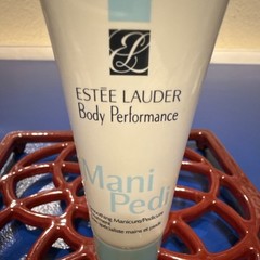 Estée Lauder Body Performance Mani Pedi Cuticle Nourishing Cream 1 fl oz 30 ml