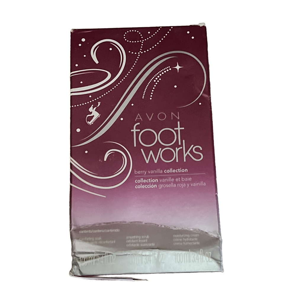 Avon Footworks Berry Vanilla Collection Soak, Scrub, Cream & Socks Set 3.4 Oz Ea