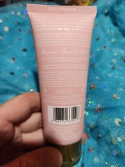 Valuta Gold Grapefruit Casis Cuticle Cream Brand New