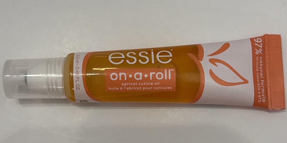 Essie On A Roll 97% Natural Formula Apricot Cuticle Oil Cuticle Care .46oz New!!