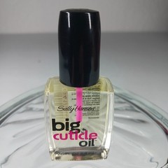 1 Sally Hansen Big Cuticle Coconut Infused Oil #44241