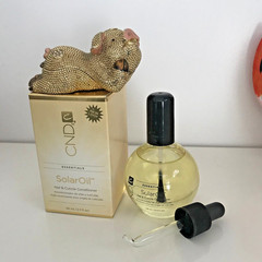 CND Essentials SOLAR OIL 2.3 oz Nail Cuticle Conditioner Polish Treatment Salon