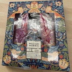 WILLIAM MORRIS AT HOME PATCHOULI &RED BERRY THREE HAND CREAM VEGAN TRAVEL 1FLOZ