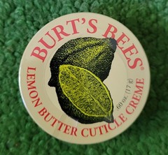 NOS BURT’S BEES Lemon Butter CUTICLE CREME with nourishing Vitamin E .6 oz.