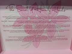 Nougat The Scent Of Heavenly Hands ~ Cherry Blossom ~ Hand Care Set