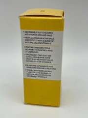 Revlon Essential Cuticle Oil Nourishes & Hydrates #225 0.5 oz New In Box