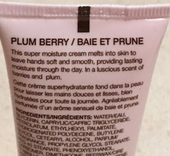 Mark Hand It Over Super Moisture Hand Cream Vanilla Cream 1.5oz Purse Size Avon