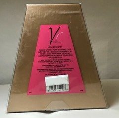 V by Vanderbilt Eay de Toilette Spray 1 oz, Body talc 2 oz set frayed package