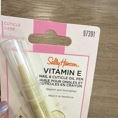 Sally Hansen Vitamin E Cuticle Oil Pen & Oil Infused Cuticle Eraser 0.06 oz