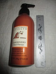 Crabtree & Evelyn Gardeners Hand Therapy 8.8 oz Unused Metal Bottle
