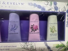 Crabtree & Evelyn London Ultra Moisturizing Hand Therapy Cream Gift Set 6 Tubes
