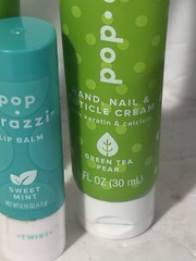 4x pop arazzi Hand Nail Cuticle Cream 1 fl oz Green Tea & Pear + 3x Lip Balm