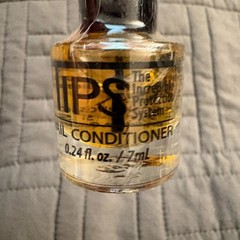 T.I.P.S. Tips Nail & Cuticle Strengthening Conditioner Treatment 0.24oz Sealed