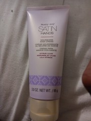 Satin Hands Citrus Lilag