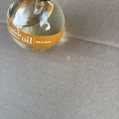 Cuccio Naturale Revitalizing Cuticle Oil Paraben Free Milk & Honey – 2.5 Oz