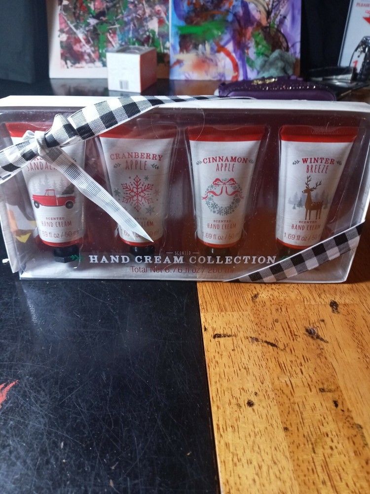 4 Piece Gift Set Scented Hand Cream Collection Christmas Jo-Anne NEW