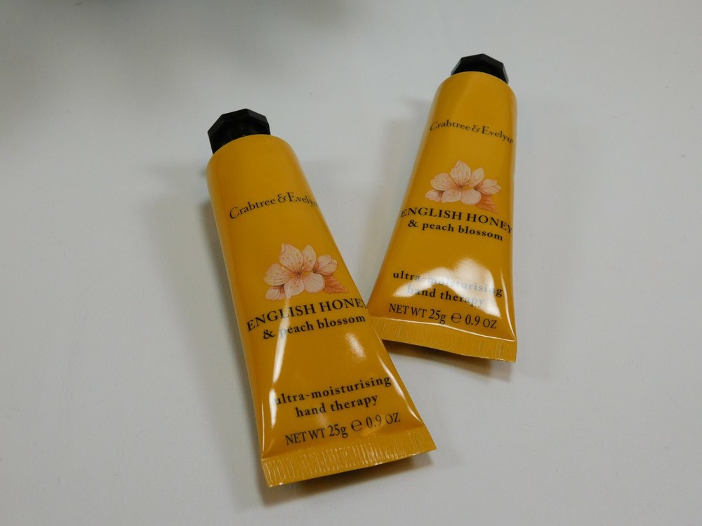 2 CRABTREE & EVELYN English Honey & Peach Ultra Moisturizing Hand Therapy .9oz