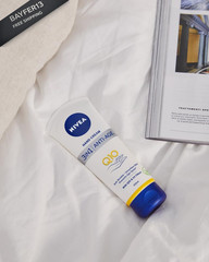 NIVEA Rejuvenating Hand Cream Anti-Age Care Q10 100 ml 3.38 Fl Oz (Pack of 1)