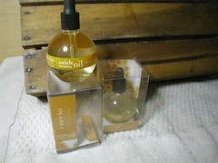 2x CUCCIO REVITALIZE NAILS CUTICLE NATURAL OIL MILK & HONEY 2.5oz (75ml) NEW NIB