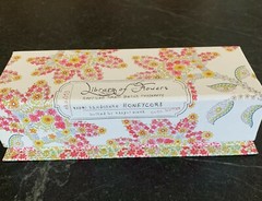 MARGOT ELENA Library of Flowers Honeycomb Handcreme Coco Butter NIP 2.3 oz.