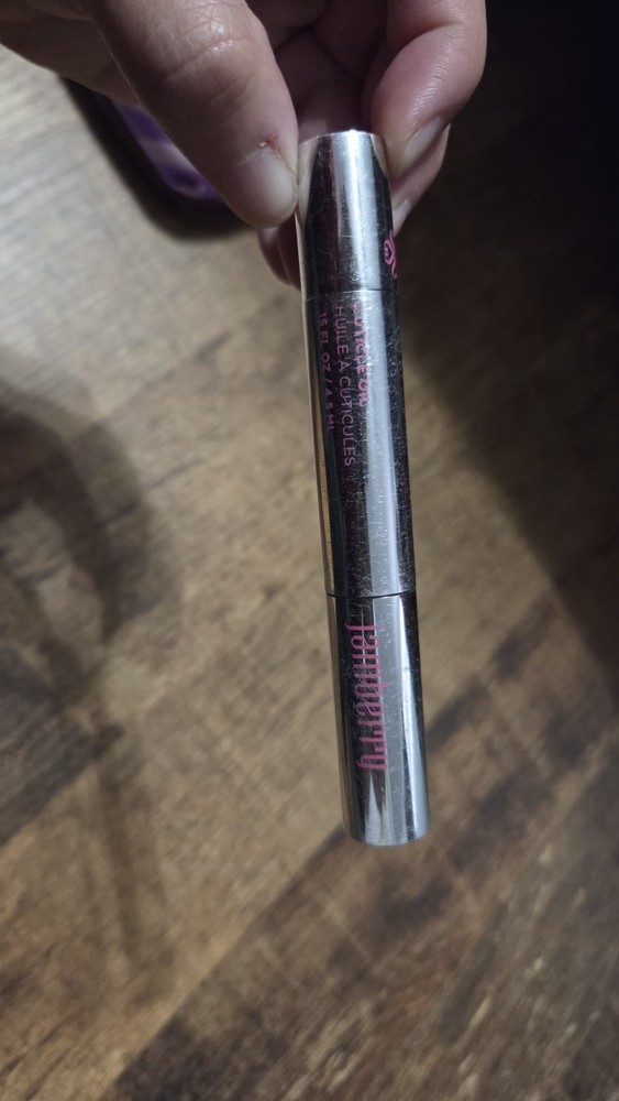 Jamberry Cuticle Oil Pen AND Cuticle Remover Pen – New in Box – .15 FL OZ x2