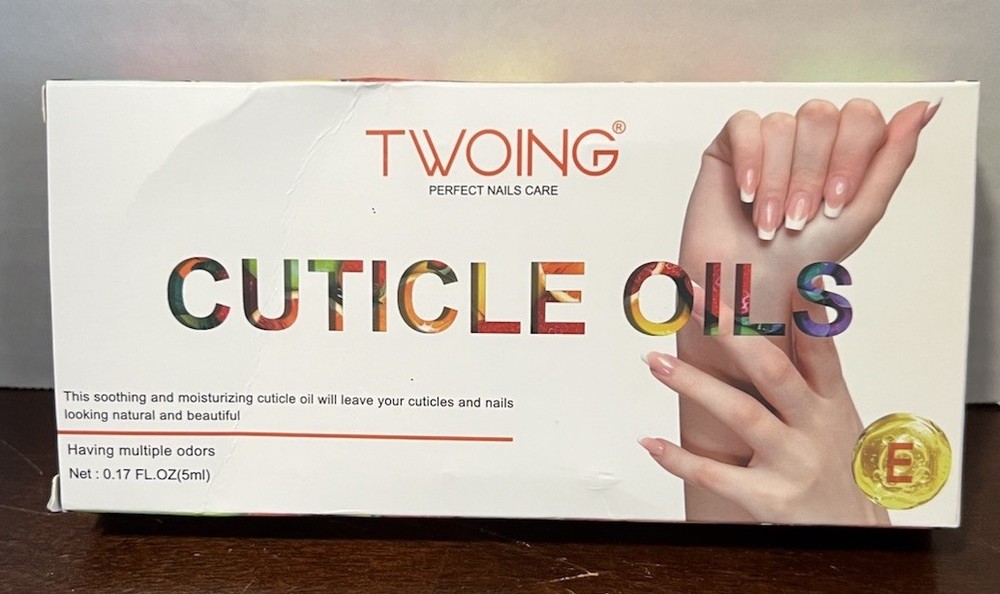 Twoing Soothing and Moisturizing Cuticle Oil 6 Pk Different Scents NIB On Sale!!