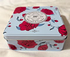 New in Tin LA CHATELAINE HAND & BODY SHEA DUO BAR SOAP 7 oz & HAND CREAM 1 oz