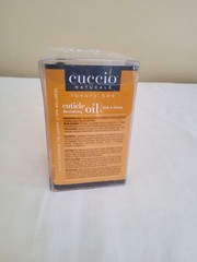 Cuccio Naturale Cuticle Revitalizing Oil Milk & Honey – 2.5 fl oz (75 ml)