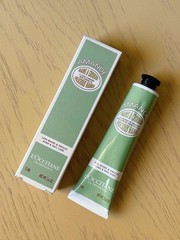 L’OCCITANE Almond Delicious Hand & Nail Care Cream Lotion, 2.6 oz. (NEW)
