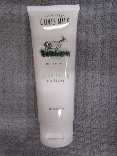 THE NATURAL GOATS MILK CO~U PICK ONE~ 3 DIFFERENT SCENTS~HAND CEAM 4.23oz 126
