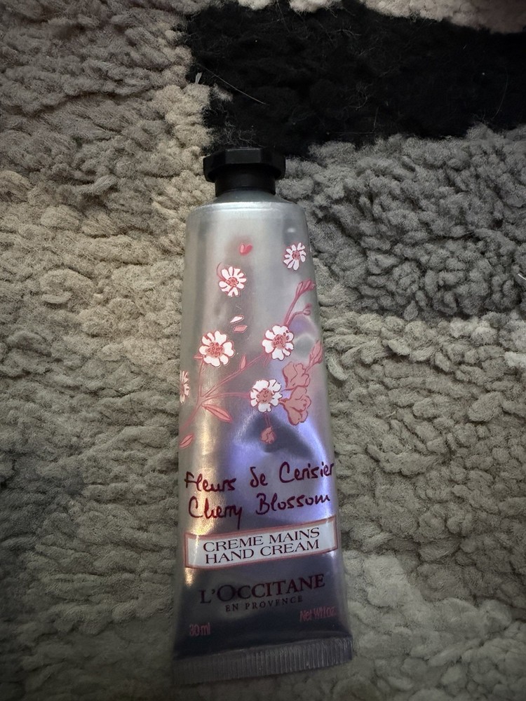 L’Occitane Cherry Blossom Hand Cream – Silver with Pink Floral