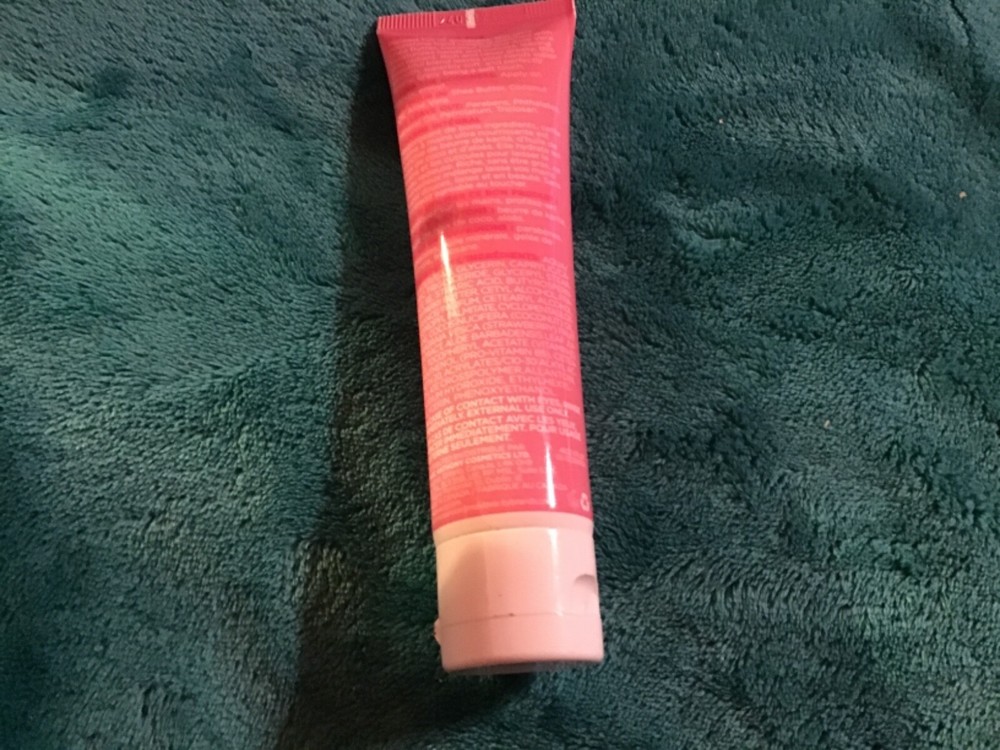 Cake strawberries & cream ultra nourishing totally-to-die-for hand cream 2oz ❤️