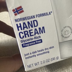 NIB Neutrogena Fragrance Free Hand Cream, 2 oz.