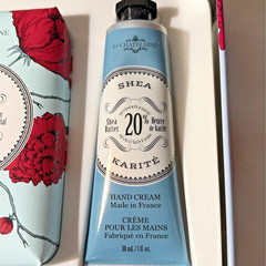New in Tin LA CHATELAINE HAND & BODY SHEA DUO BAR SOAP 7 oz & HAND CREAM 1 oz