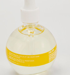 Cuccio Botanicals Self Care Cuticle Oil Eucalyptus Montana Flower 2.5 oz