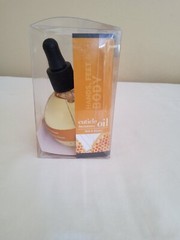 Cuccio Naturale Cuticle Revitalizing Oil Milk & Honey – 2.5 fl oz (75 ml)