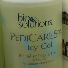 BIO SOLUTIONS PEDICARE SPA ICY GEL 8 OZ LOT OF 2