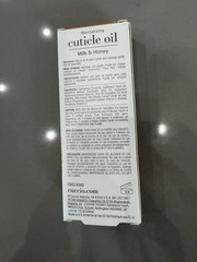 Cuccio Natural Revitalizing Roll-On Cuticle Oil Milk & Honey Rollerball 0.33floz