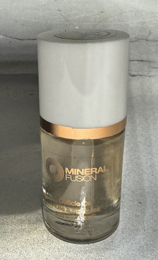 Nail Treatment Cuticle Oil .33 Oz by Mineral Fusion