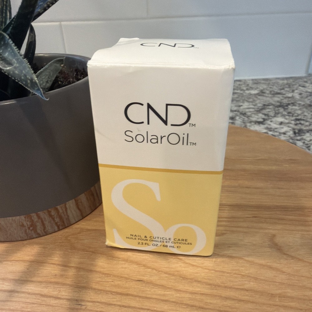 CND Essentials SOLAR OIL 2.3 oz Nail Cuticle Conditioner Polish Treatment Salon