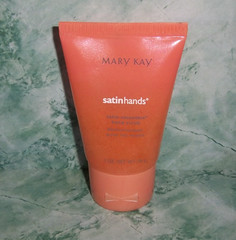 Mary Kay Satin Hands SATIN SMOOTHIE HAND SCRUB Travel Size 2 oz. ~New