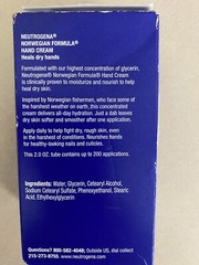 Neutrogena Norwegian Formula Hand Cream – Fragrance Free – 2 oz / 56 g free ship